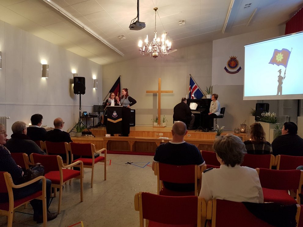 Samkomur hefjast á Akureyri