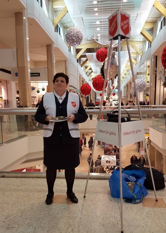 Innkoma minni en aðsókn meiri